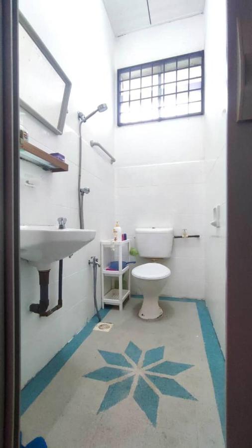 Pulai Field Aa Homestay Kangar Dış mekan fotoğraf